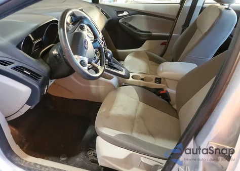 2014 Ford Focus Se z USA, uszkodzony, nr VIN 1FADP3F25EL356141